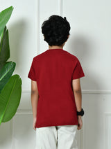100% Cotton Playful Drew T-shirt – Maroon