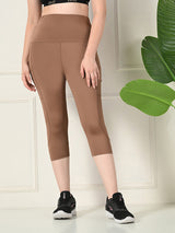 Pocket-Ready Cocoa Training Capri